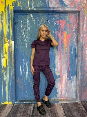 Жіночий медичний костюм Коді фіолет з Джоггерами 7400 фото